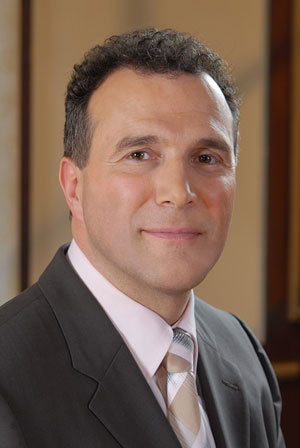 Image of Alexander Hold